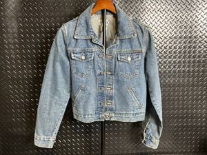 lot 187 image: Calvin Klein Jeans Slim-Fitted Denim Jacket - Size M - Double Stone Wash