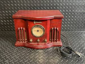 lot B-198 image: Emerson NR51RW Tabletop Radio with Turntable - AMFMCD, 120V, 13W, Made in China