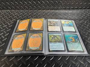lot 162 image: Magic The Gathering Cards in Max Protection Gaming Binder - 9-Pocket Pages - Assorted Sets
