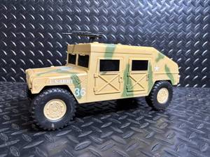 lot 164 image: Funrise 1992 US Army Humvee Toy Vehicle Desert Camouflage