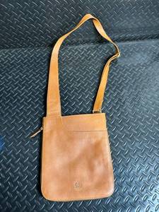 lot 175 image: Radley London Leather Crossbody Bag - Tan, Adjustable Strap, Zippered Back Pocket