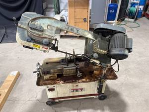lot 2717 image: JET HVBS-7MW Bandsaw