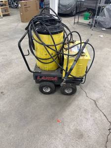 lot 2737 image: Landa Commercial Pressure Washer