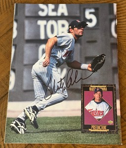 lot 105 image: Vintage University of Minnesota Golden Gophers Jacket Size Large by Cooper