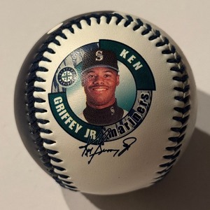 lot 58 image: Ken Griffey Jr. 1997 Stat Baseball