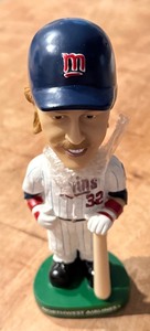 lot 100 image: Dan Gladden Bobblehead Minnesota Twins Baseball