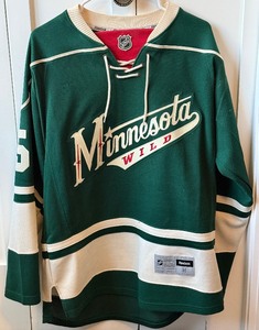 lot 110 image: Minnesota Wild Reebok Size Medium Hockey Jersey Size 52 Custom MN TRAVELER #15