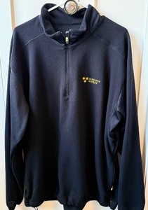 lot 134 image: Gustavus University Hockey Size XL 14 Zip Fleeze Jacket  Sweater