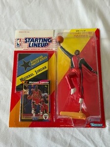 lot 4B image: Michael Jordan 1992 Kenner Starting Lineup Baseball Figure w Poster (1)