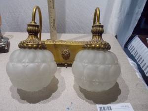 Vintage 2-Light Hollywood Regency Wall Sconce - Frosted Glass Globes