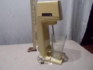 Vintage Salton The Drink Mixer - TestedWorking w Original Glass