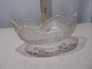 Vintage Jeannette Glass Lombardi Gold-Trimmed Bowl with Curled Feet