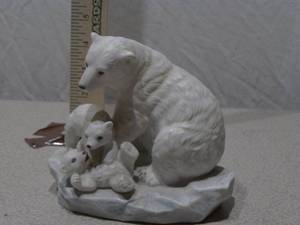 Vintage Maruri Porcelain Polar Bear and Cub Endangered Species Figurine