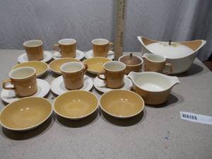 Vintage Mid-Century Modern Serving Set