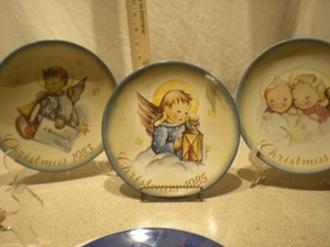 Goebel Hummel Annual Christmas Plates - Set of 3