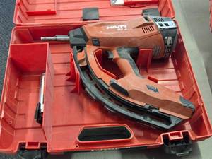 Hilti� Gas-actuated Fastening Tool GX3 with Case