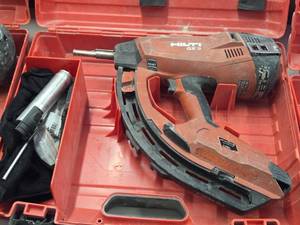 Hilti� Gas-actuated Fastening Tool GX3 with Case