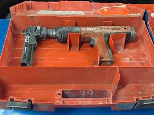 Hilti� Powder-Actuated Fully Automatic Nailer DX351 with Case