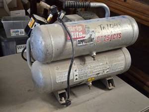 Grip Rite 4.8-Gallon Air Compressor GR254CTS
