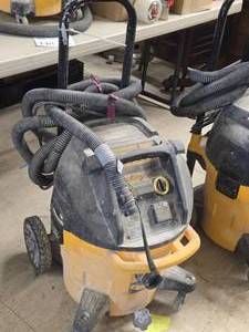 DeWalt� 10-Gallon Dust Extraction Vacuum DWV012