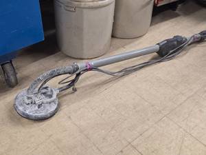 Porter-Cable� 9 Variable Speed Drywall Sander 7800