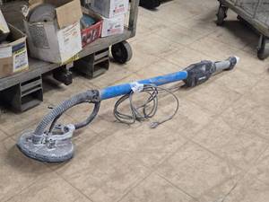 Porter-Cable� 9 Variable Speed Drywall Sander 7800