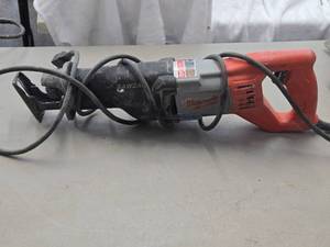Milwaukee� Sawzall� Reciprocating Saw 6519-30
