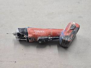 Hilti� 21.6V Cut-Out Tool SCO6-A22 with Battery