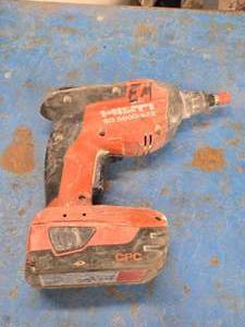 Hilti� 21.6V Cordless Drywall Screwdriver SD5000-A22 with B22 2.6 Li-ion Battery