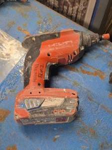 Hilti� 21.6V Cordless Drywall Screwdriver SD5000-A22 with B22 2.6 Li-ion Battery