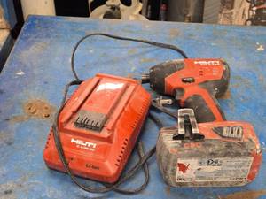 Hilti� 21.6V Impact Driver SID4-A22 with B22 2.6 Li-ion Battery, Hilti C 436-90 Charger