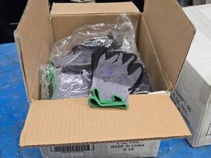 Lot of (54 Pairs) Global Gloves Lightweight Nylon Lycra Seamless-Knit Nitrile Polyurethane Coated Gloves