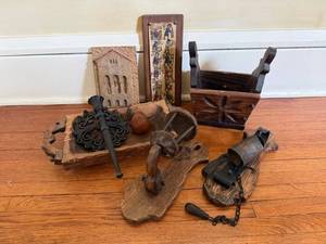 lot 21 image: Antique Decor Set Iron Wall Sconce, Rustic Lantern, Carved Tile Panel, Wooden Plaque