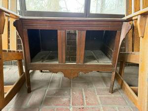 lot 152 image: Antique Oak Two-Door Cabinet with Scalloped Apron