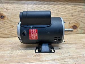 lot 64 image: Ironton 12 HP electric motor Model No M6K17DB58A