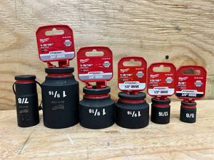 lot 69 image: Milwaukee Impact Sockets (lot of 6)