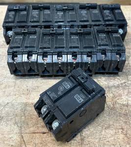 lot 263 image: GE 50A Circuit Breaker lot of 10