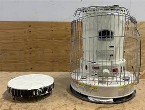 lot 343 image: Dyna-Glo Indoor Kerosene Convection Heater, 23,800 BTU, 1,000 Sq. Ft. Heating Capacity, Model# WK95C8 #52622 Msrp $189.99