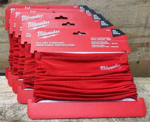 lot 369 image: Milwaukee Multi-Functional Neck Gaiter 423R lot of 5