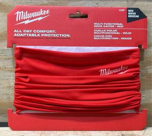 lot 370 image: Milwaukee Multi-Functional Neck Gaiter 423R lot of 5