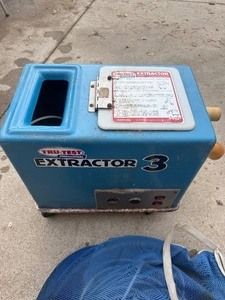 Tru-Test Professional Extractor 3 wet vacuum,powers up