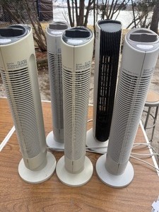 Sharper Image Ionic Breeze Quadra Silent Air Purifiers (5 Units)  HomeOffice Lot, ALL Powered up