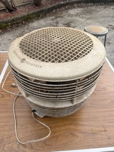 General Electric hassock floor fan, operational.