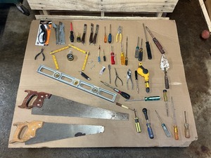 Misc Saws and hand tools see pictures