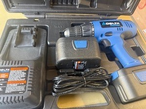 Tested works -Delta Shopmaster CL144 cordless drill and driver Never used.