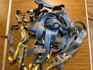 Box of tie down straps
