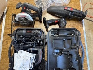 Craftsman All-in-One Cutting Tool, saw , vacuum and light