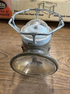 vintage Delta Powerlite lantern