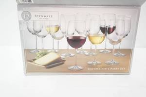 12ct Wine Glasses. Variety of Sayings. Dayton MN