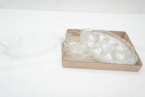 Vintage Anchor Hocking Clear Glass Snack Set. Raised Grape & Vine Pattern. 4 Cups & 4 Plates